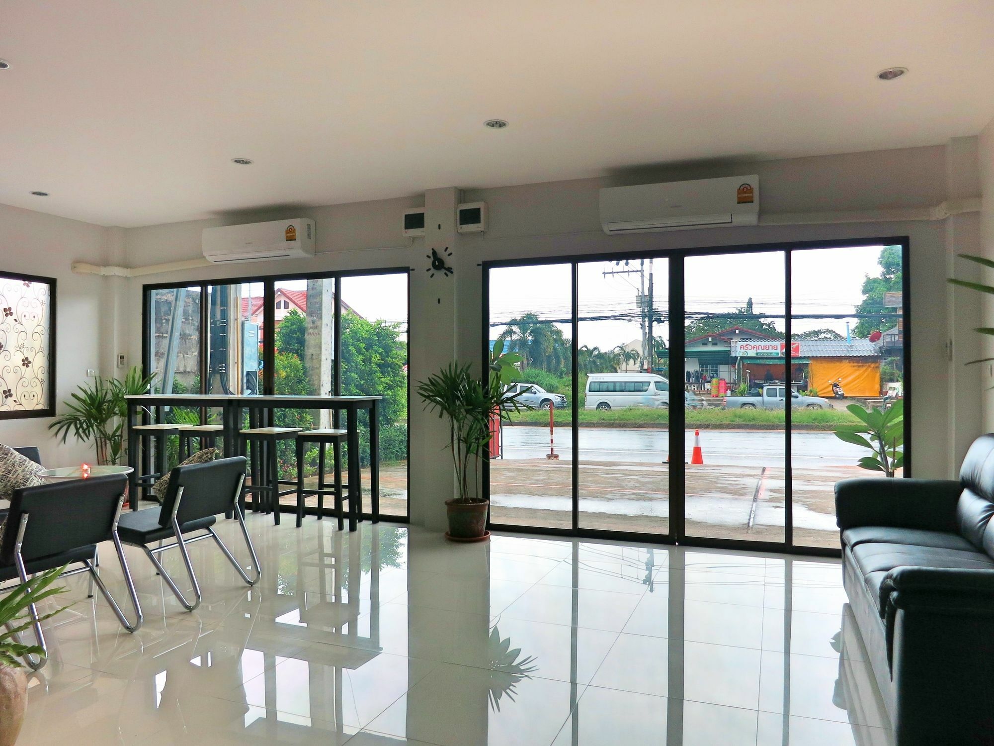 Wongmuang Place Nai Yang Bagian luar foto